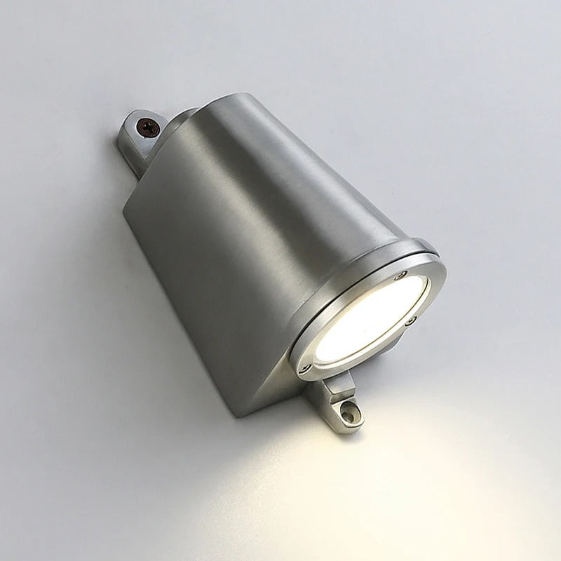 Modern Outdoor Wall Lamp – Weatherproof LED Exterior Wall Light, Energy-Efficient Outdoor Wall Sconce for Courtyards and Balconies