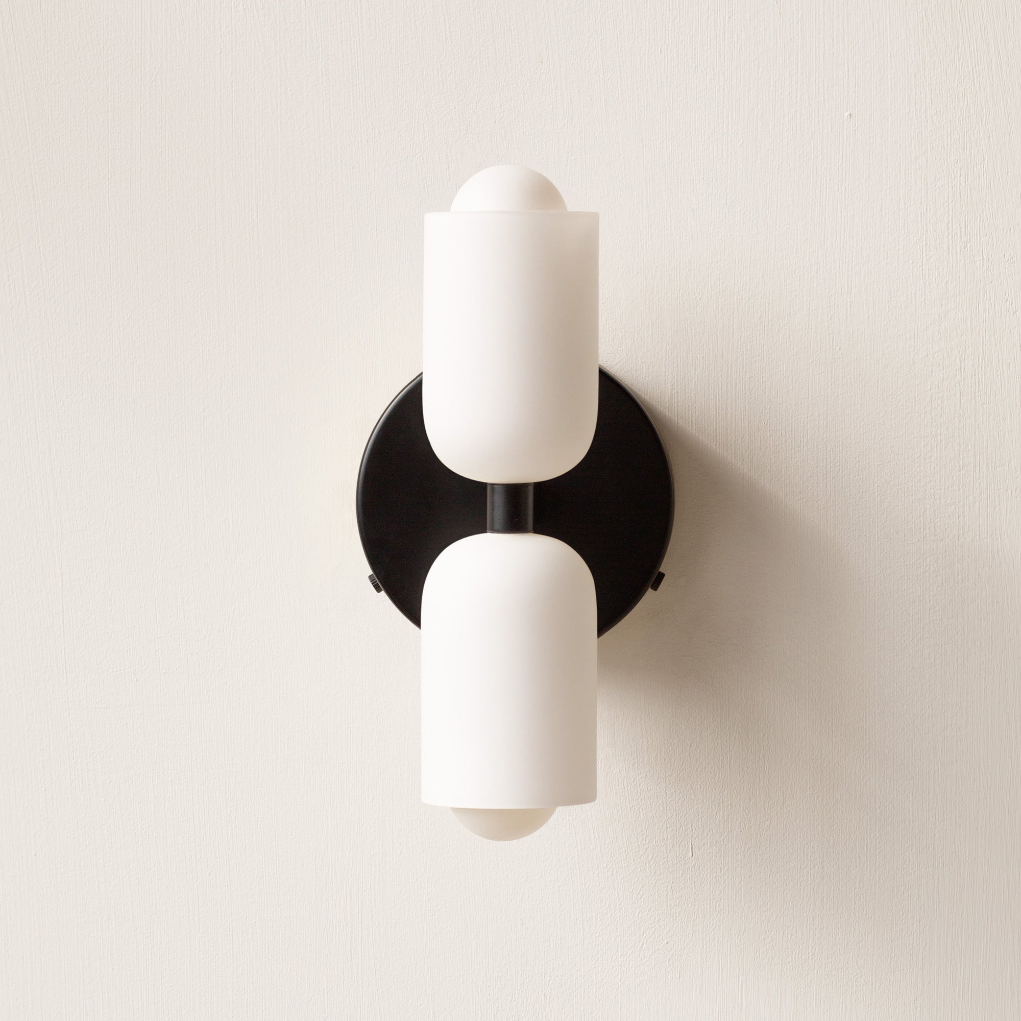 Elegant Acrylic Up-Down Wall Light – Modern LED Wall Sconce, Dimmable Warm White Light