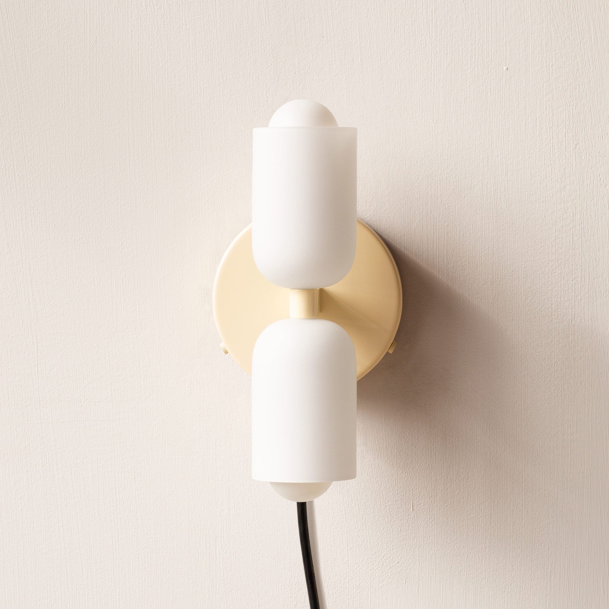 Elegant Acrylic Up-Down Wall Light – Modern LED Wall Sconce, Dimmable Warm White Light