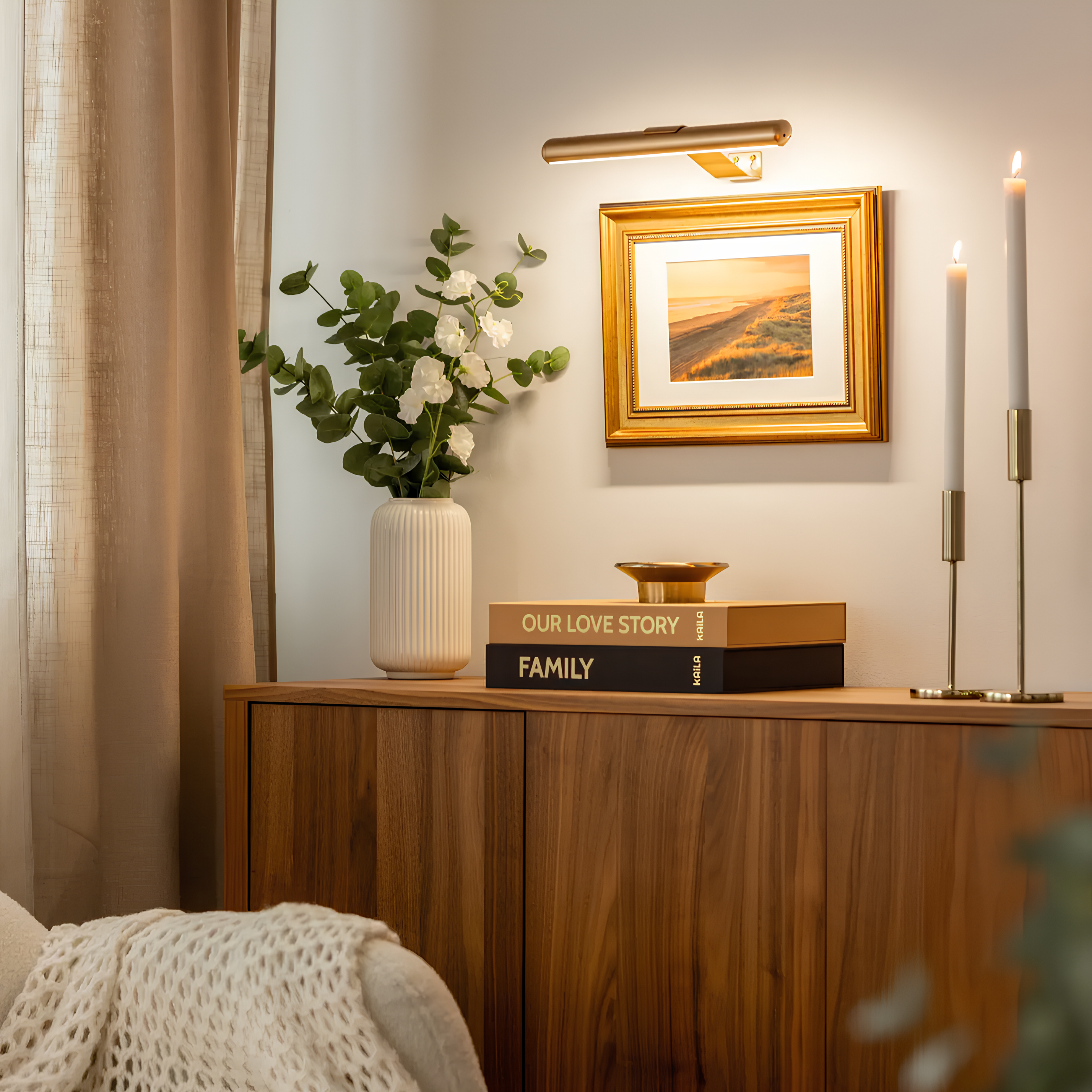 Art Wall Light - Adjustable Colors for Effortless Illumination of Artwork