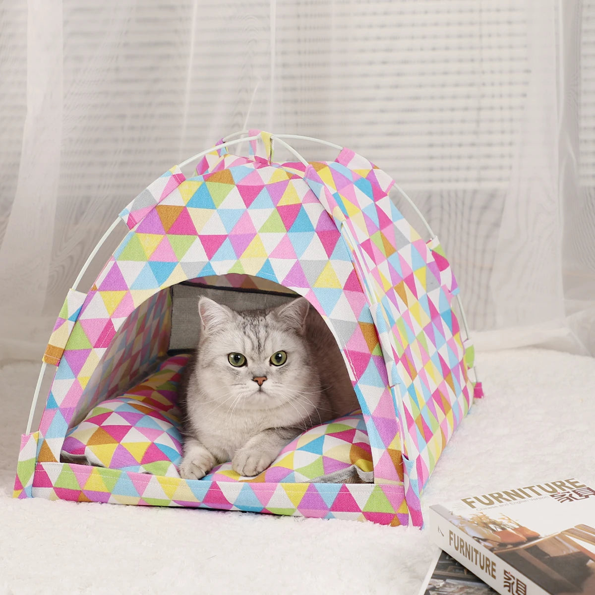 Cat Tent Bed - Warm & Comfortable Winter Shelter for Cats, Easy Entry Design, Durable & Portable