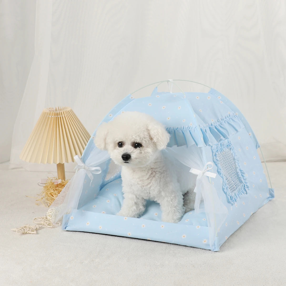 Cat Tent Bed - Warm & Comfortable Winter Shelter for Cats, Easy Entry Design, Durable & Portable