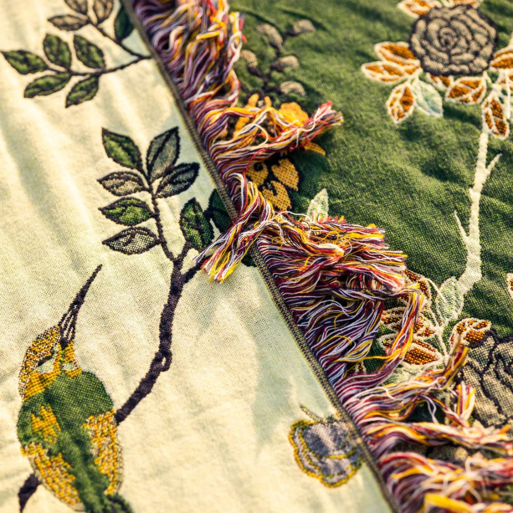 Elegant Cotton Blanket with Jacquard Design and Tasselled Edges - Multi-Layer Soft Throw for Beds and Sofas 5