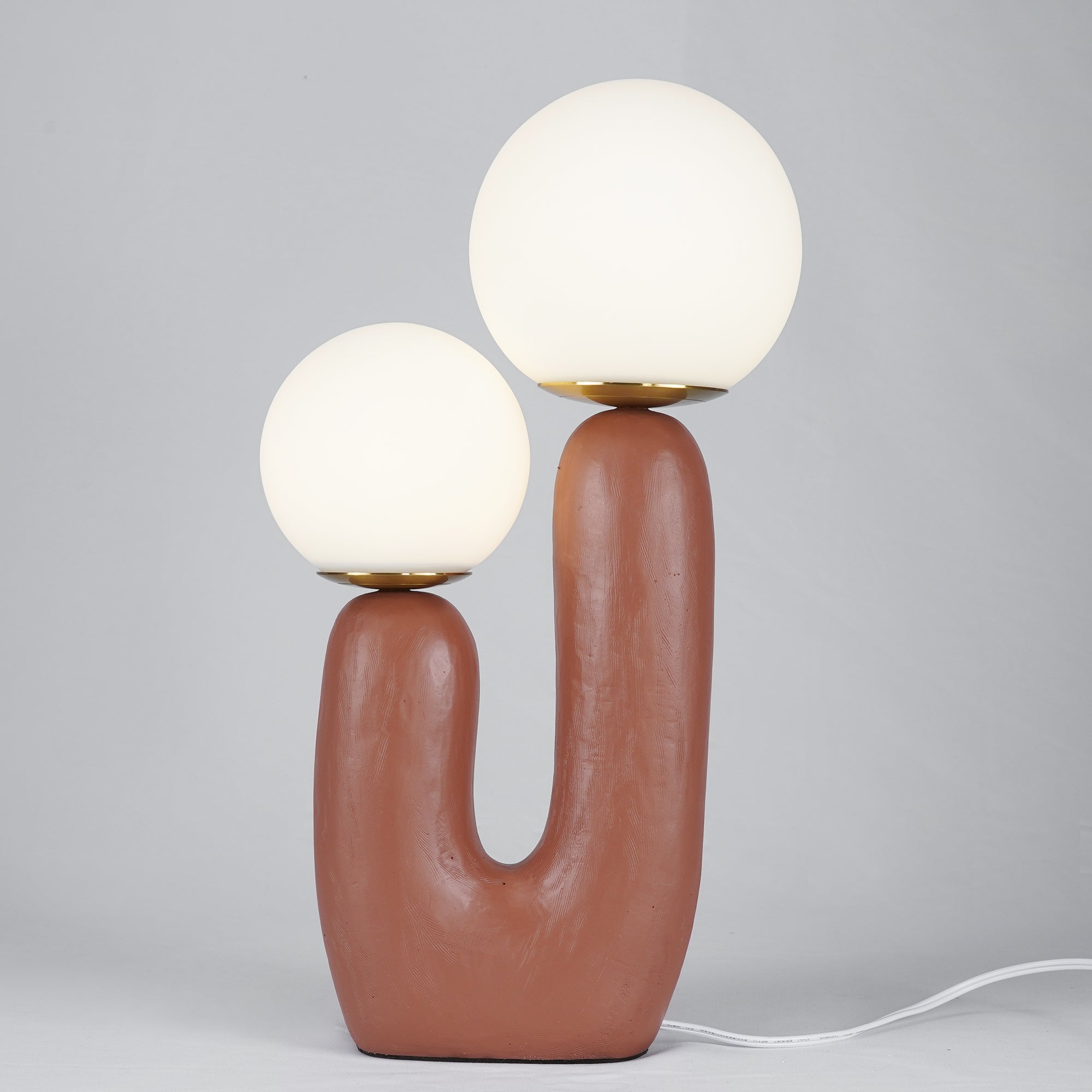 Arden Resin Table Lamp – Nordic Style Illumination