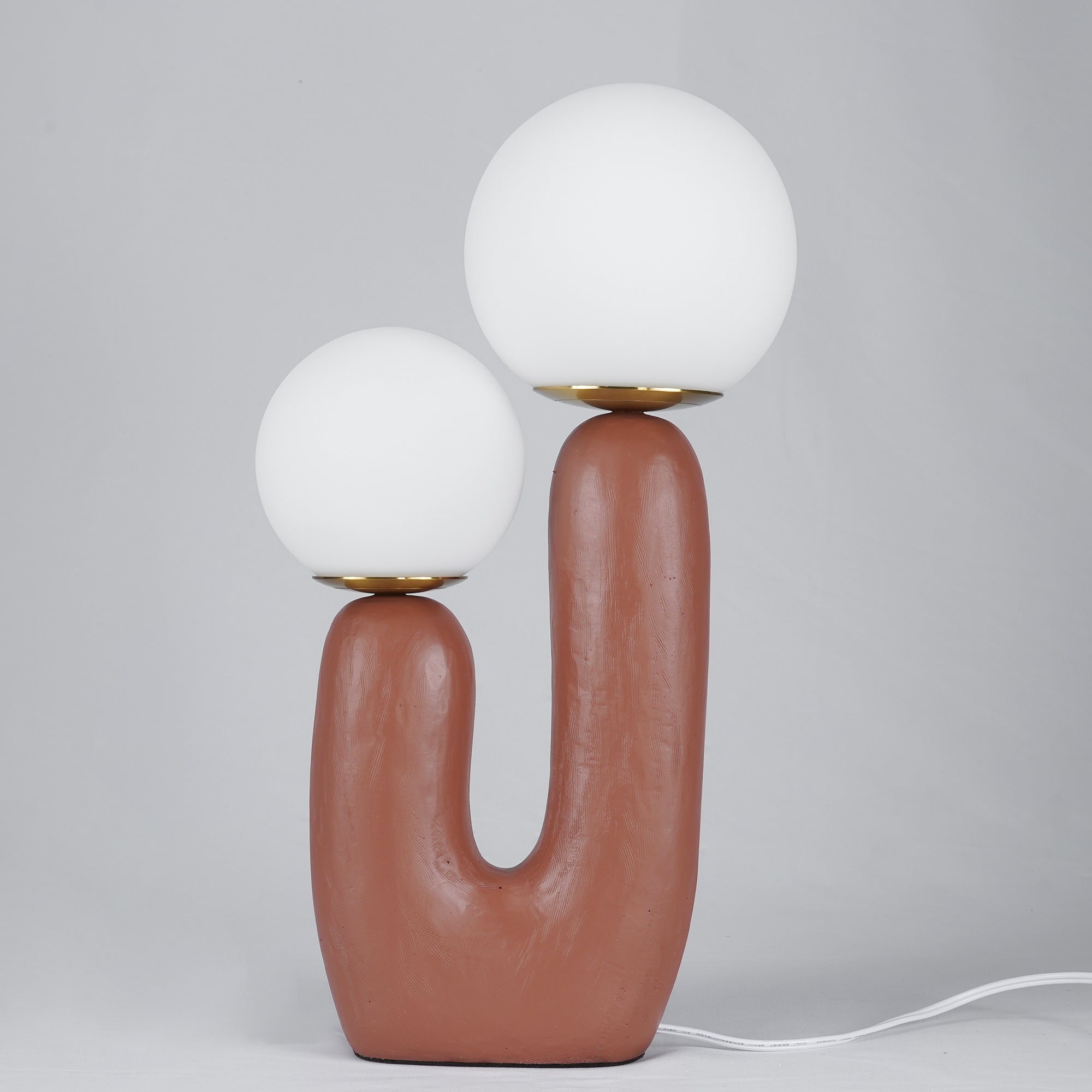 Arden Resin Table Lamp – Nordic Style Illumination