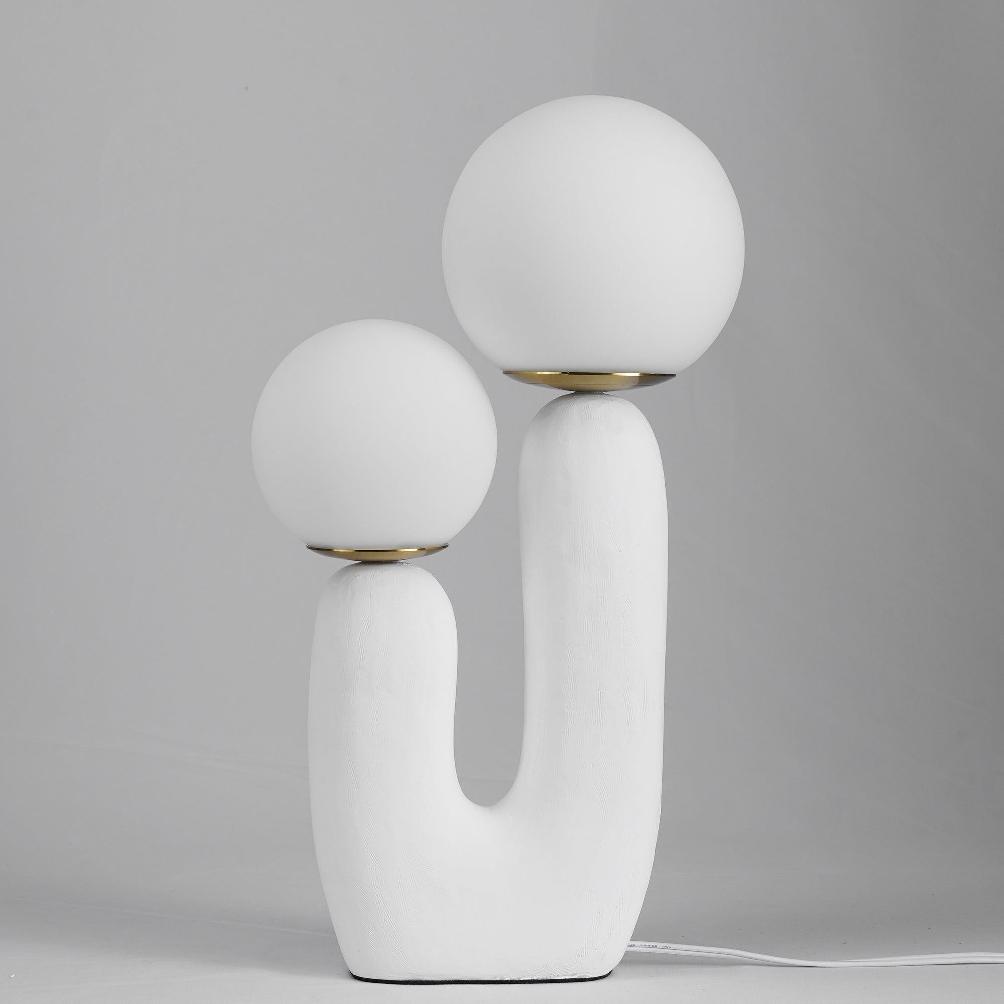 Arden Resin Table Lamp – Nordic Style Illumination