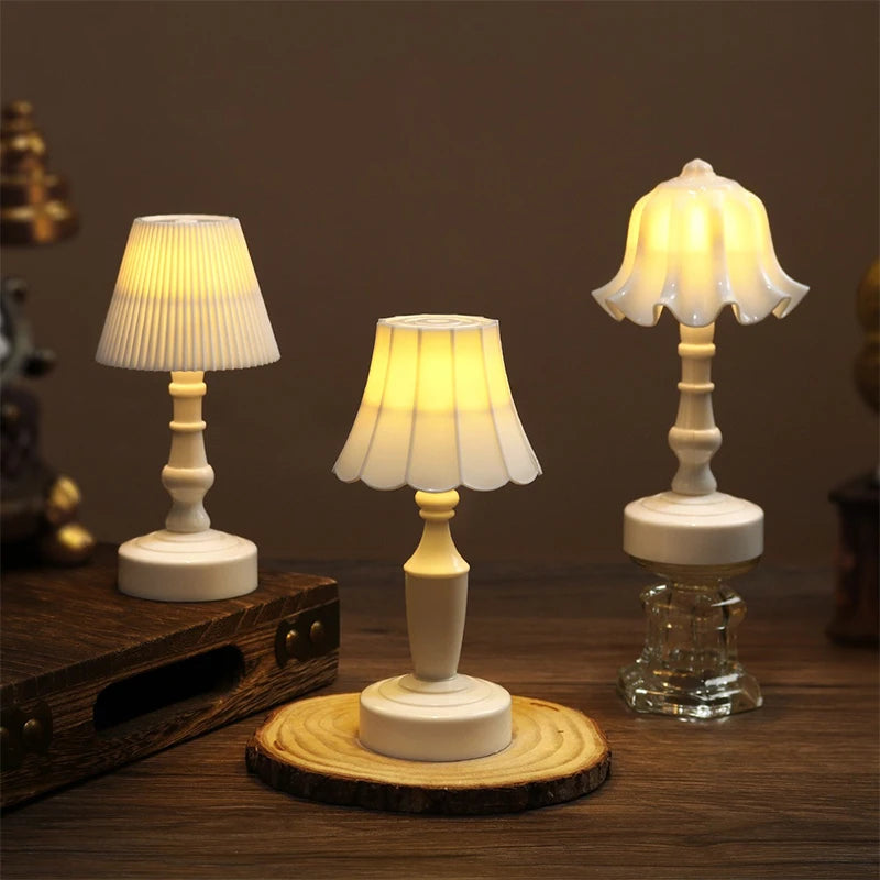Mini LED Flower Night Light – Battery Powered Decorative Lamp for Kids' Bedroom, Warm Glow, Compact Size-4
