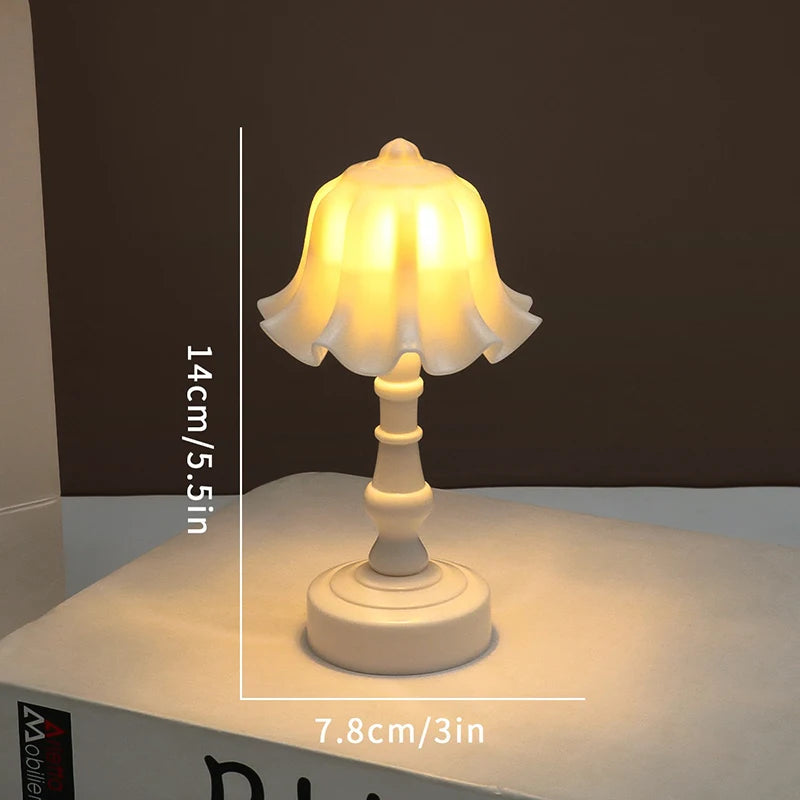 Variant image for Mini LED Flower Night Light – Battery Powered Decorative Lamp for Kids' Bedroom, Warm Glow, Compact Size-3