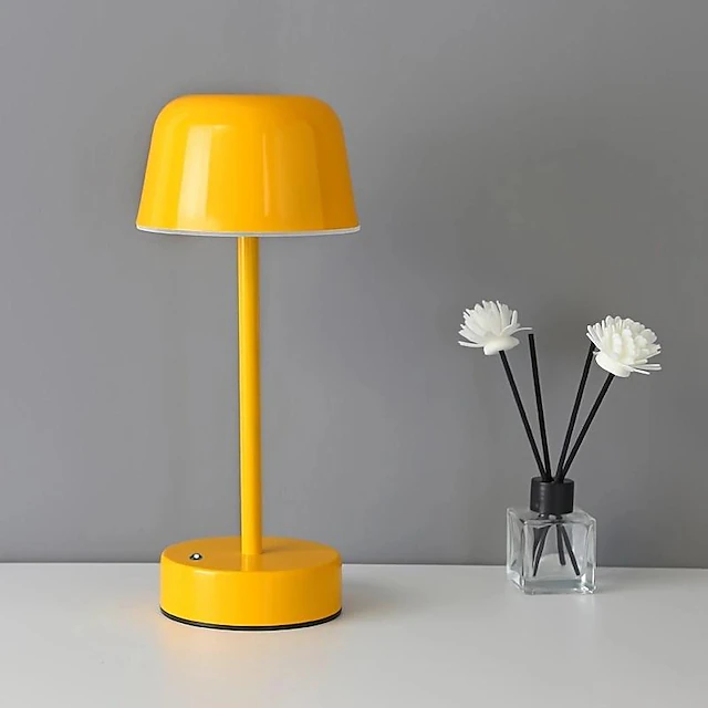 Variant image for Yellow
