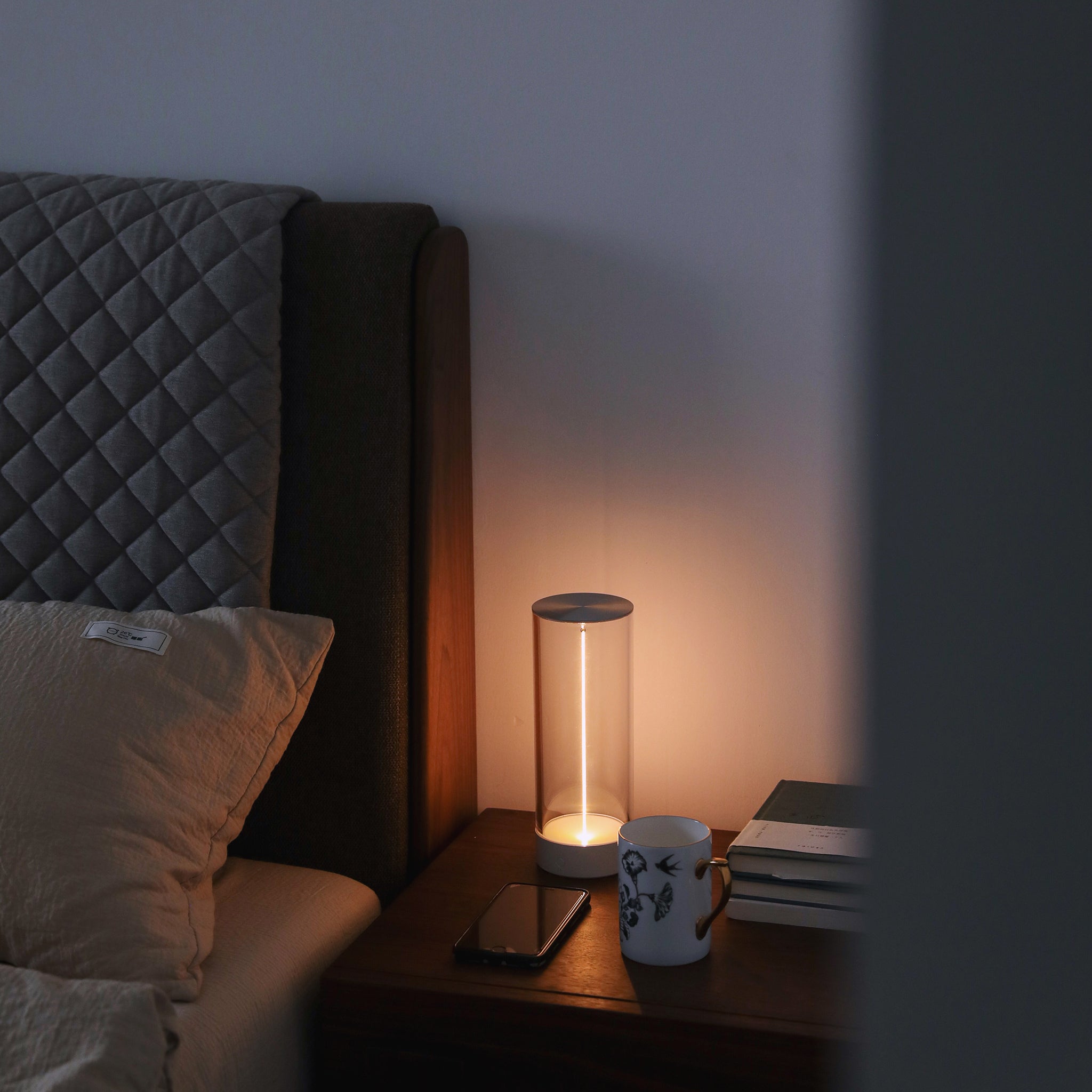 Lustre Glow Cordless Table Lamp – Modern Rechargeable Night Light with 3-Level Dimming-5