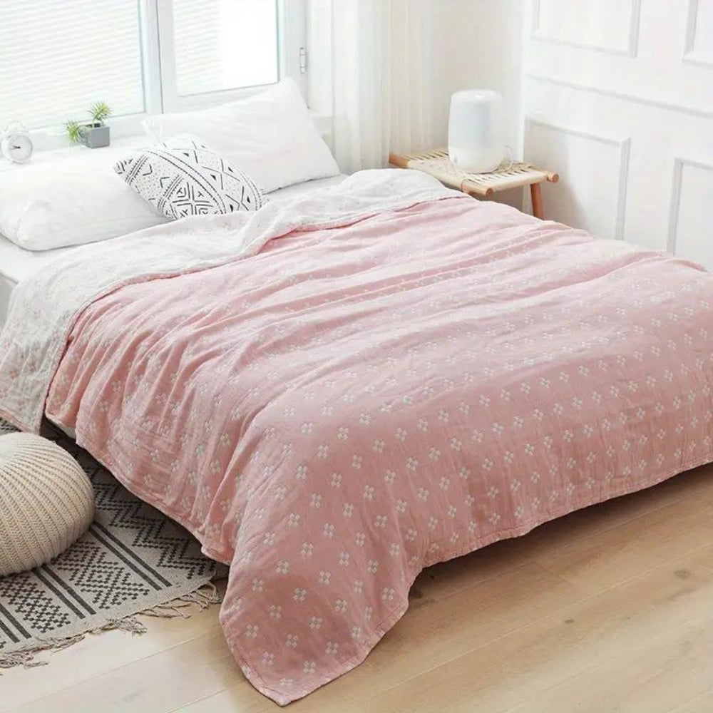 100% Cotton Lightweight Throw Blanket – Three-Layer Gauze Design with Geometric Pattern for All Seasons 1