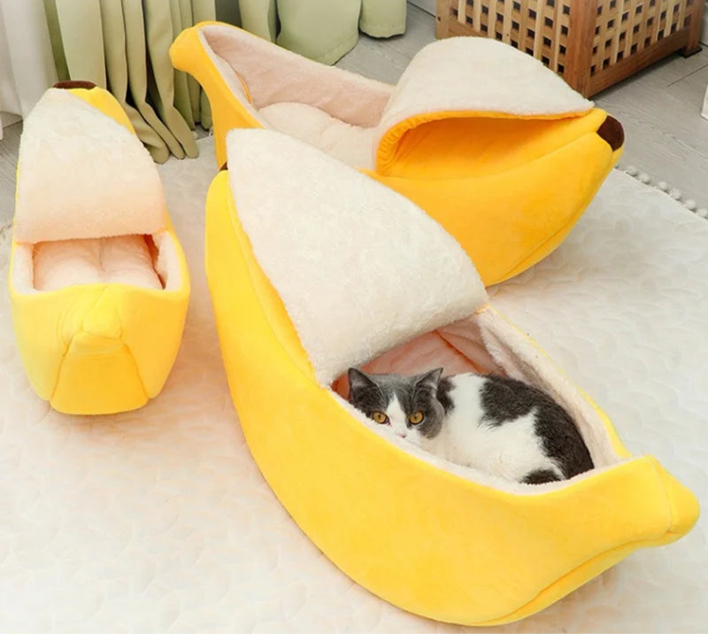 Banana Cat Bed House - Soft Plush Pet Bed for Cats and Small Dogs, Warm & Portable Design