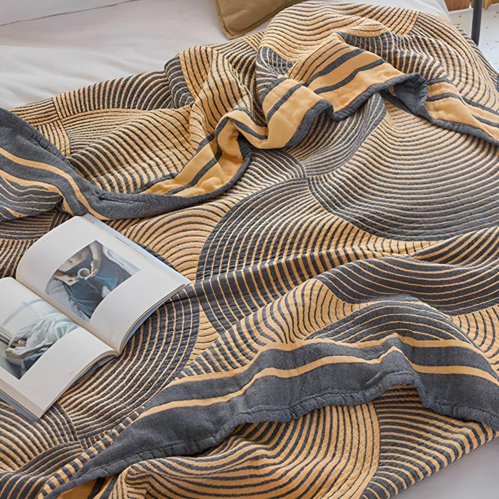 Reversible Muslin Cotton Blanket – Lightweight 4-Layer Quilt for All Seasons, Soft and Breathable Design 4