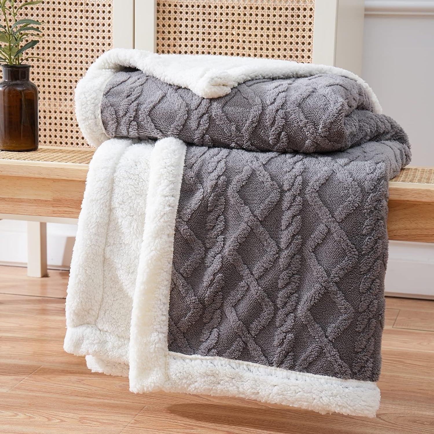 Reversible Sherpa Throw Blanket - Soft Fleece, Cozy 50x60 Inches, Lightweight for Year-Round Use, Machine Washable 1