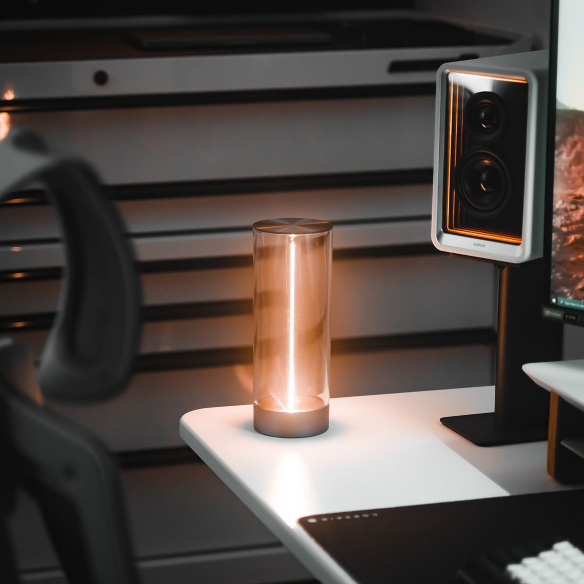 Lustre Glow Cordless Table Lamp – Modern Rechargeable Night Light with 3-Level Dimming-1